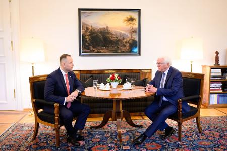 Bundespräsident Steinmeier lehnte im Gespräch mit seinem polnischen Kollegen Nawrocki Reparartionsforderungen erneut ab