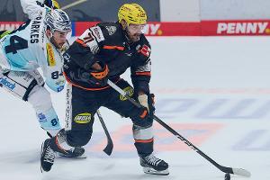 DEL: Historischer Premierensieg für Dresden im Kellerduell