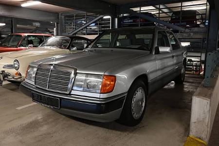 Bremen Classic Motorshow 2025 Parkhaus-Markt