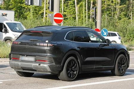 Erlkönig Porsche Cayenne EV