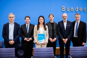 Führende Wirtschaftsinstitute haben ihre Prognose für 2026 vorgelegt.