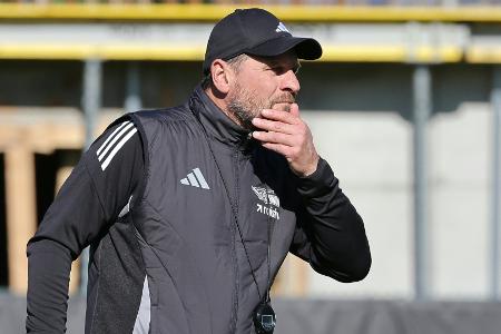 Sperre und Verspätung: Baumgart und Burke müssen zahlen