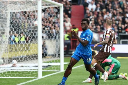 Dank Joker-Tor: Leverkusen siegt glücklich auf St. Pauli