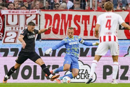 Fragwürdiger Elfmeter: Stuttgart dreht Spiel in Köln