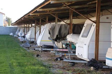 Abstellen, Winterpause, Wohnwagen, Einwintern