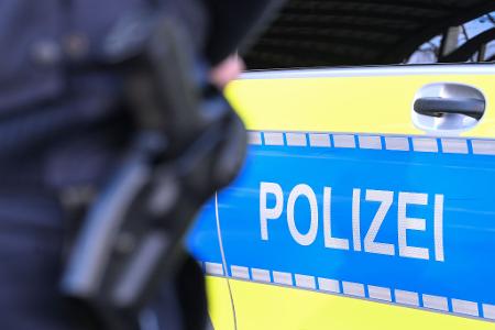 Die Polizei war am Morgen in drei Bundesländern im Einsatz. (Symbolbild)