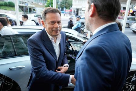 Unter Ministerpräsident Montenegro haben es Migranten in Portugal künftig schwerer. (Archivbild)