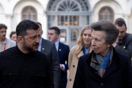 Prinzessin Anne besucht völlig überraschend die Ukraine