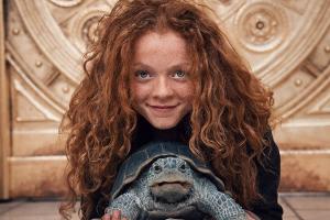 "Momo"-Neuverfilmung: Die Grauen Herren sind im Jahr 2025 angekommen