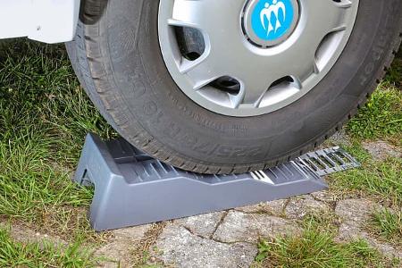 Die drei Ebenen des Level-Up-Kits bieten dem Reifen eine ausreichend große Standfläche.