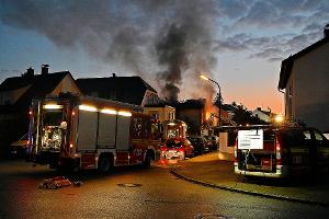 Das Haus brannte komplett ab.