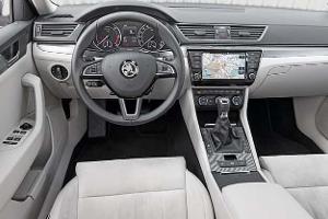 Skoda Superb Combi 2.0 TDI, Cockpit