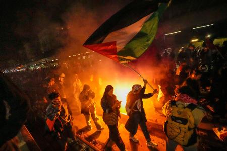 Der Militäreinsatz gegen die Flotte löste Proteste aus.