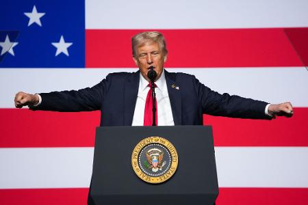 Trump wünscht, dass die Unis verbieten, was 