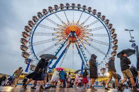 Heißer Start, verregneter Abschluss. 