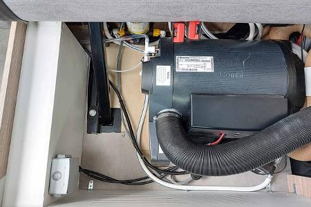 Viica 60S, Mercedes-Benz, Dieselheizung