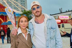 "Hofnarr liebt die Queen": Tara Tabitha und Dennis Lodi bekommen Show