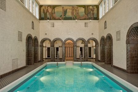 Blick in die Kaiser-Friedrich-Therme in Wiesbaden