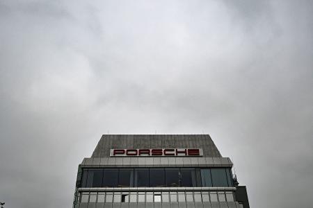 Bei Porsche sind Gespräche über eine Verschärfung des Sparkurses angelaufen. 