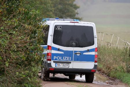 Mit großer Anstrengung suchte die Polizei nach dem Jungen.