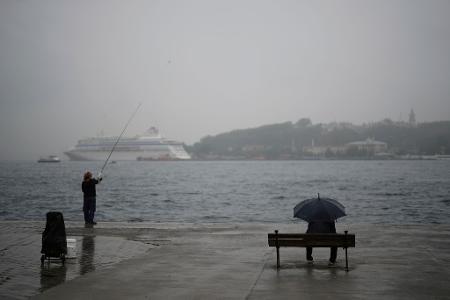 Ein Regentag in Istanbul - angesichts der Wasserprobleme im Land sind darüber viele dankbar. (Archivbild)