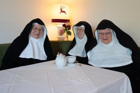 Helferinnen und Helfer haben einen Instagram-Kanal für die Chorfrauen eingerichtet.