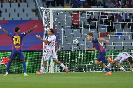 Barca schießt sich für den Clásico warm