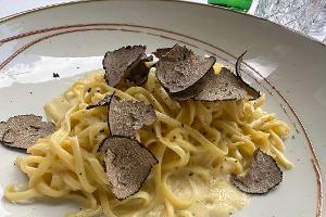 Tagliolini Al Tartufo Nero - Trüffelnudeln in einem Berliner Restaurant.