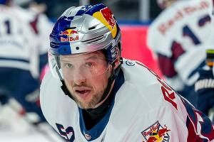 Als 13. Spieler: Olympiaheld Hager vor 1000. DEL-Spiel