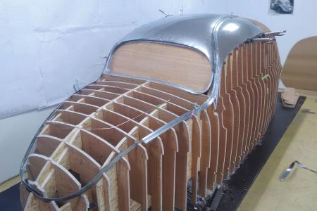 Sammler Traugott Grundmann baute die Karosserie zusammen mit einer Fachfirma wieder auf.