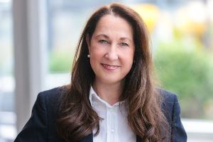 Gegen die Adoptivtochter von Iris Stalzer hat die Staatsanwaltschaft jetzt einen Haftbefehl erwirkt. (Archivbild)