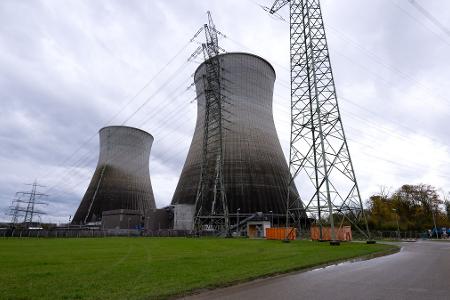 Die Kühltürme ragten 160 Meter in den Himmel. (Archivbild)