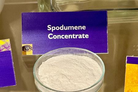 In einem Besucherzentrum können auch Laien alles über Lithium und seine Verwendung erfahren.