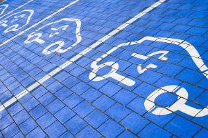 Elektroautos machen weltweit einen immer höheren Anteil der Neuzulassungen aus. (Symbolbild)