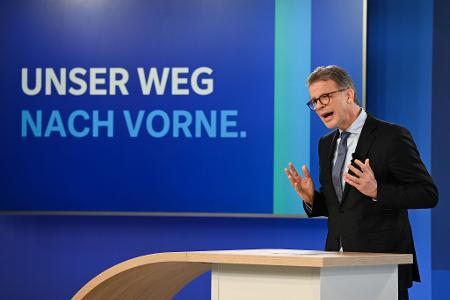 Konzernchef Sewing will die Rendite deutlich steigern. (Archivbild)