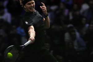 Zverev knackt harte Nuss in Paris