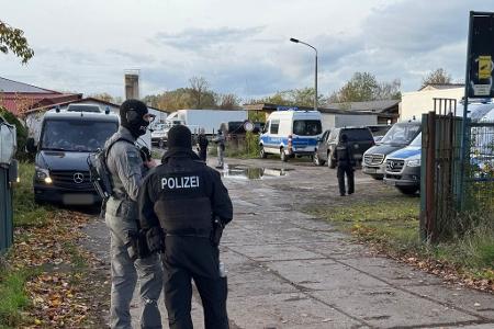 In Nauen wurde ein riesiges Drogenlabor ausgehoben.