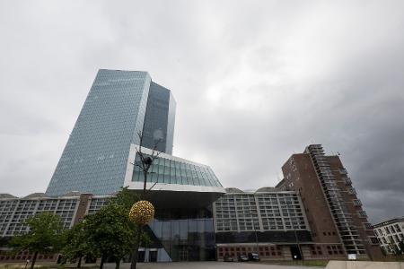 Die EZB sieht die Inflation im Euroraum eingedämmt (Archivbild)