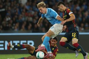 Neapel droht Verlust der Tabellenführung