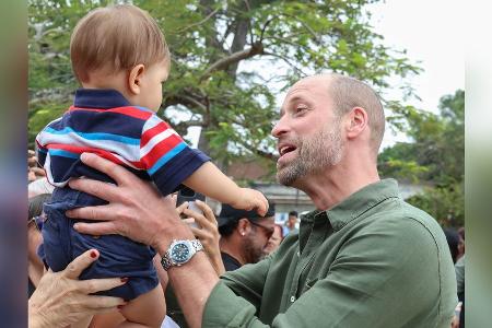 Prinz William rührt Fans mit liebevollem Baby-Moment
