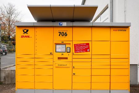 Gestatten, Ihre Postfiliale! Bundesweit 72 Automaten wurden als Postfilialen zugelassen, diese hier in Sankt Augustin bei Bonn ist eine davon.