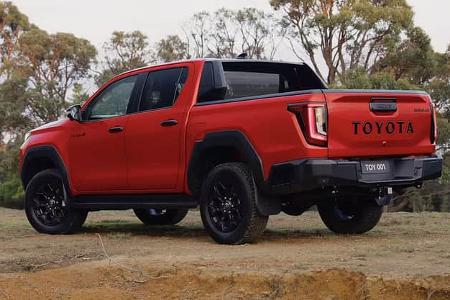 11/2025 Toyota Hilux Premiere