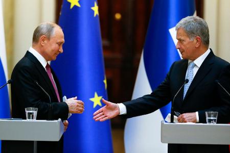 Auch trotz zunehmender Spannungen versuchte Niinistö, den Kontakt zu Putin nicht abreißen zu lassen. (Archivbild)