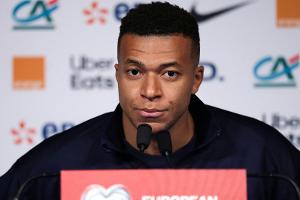 Mbappé: Frankreich am Jahrestag "in Gedanken bei Betroffenen"