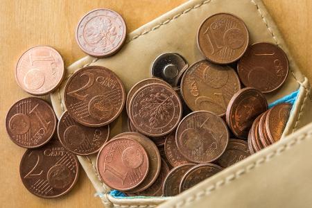 Die Überschuldungsquote, also der Anteil überschuldeter Personen im Verhältnis zu allen Erwachsenen, erhöhte sich zuletzt auf 8,16 Prozent. 