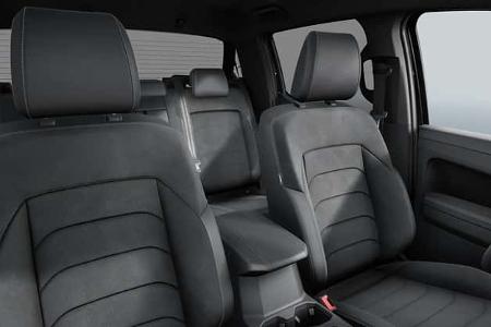 11/2025 VW Amarok Dark Label