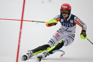 Slalom in Levi: Dürr auf Podestkurs - Shiffrin überragt