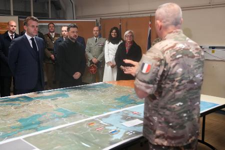 Frankreich will der Ukraine bei der Abwehr des russischen Angriffskriegs weiter beistehen.