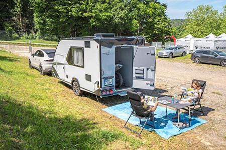 f_Knaus_Sport+Fun_Black-Edition_Basislager