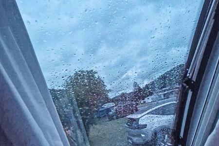 f_Knaus_Sport+Fun_Black-Edition_Bugfenster2